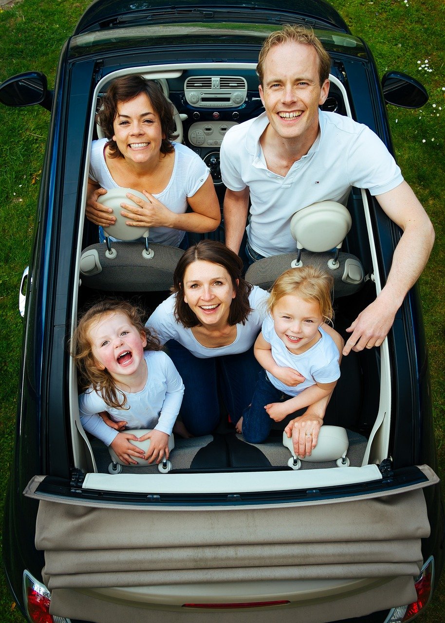 Jak kupić niedrogi samochód dla swojej rodziny?